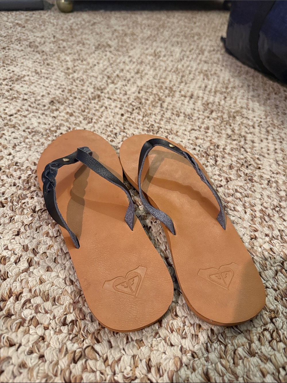 Roxy Brown Tan Footbed Flip Flops with Black Straps
